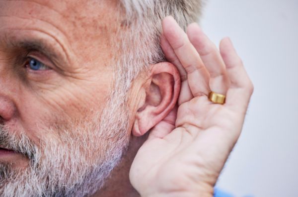early-signs-of-hearing-loss-when-should-you-see-a-specialist