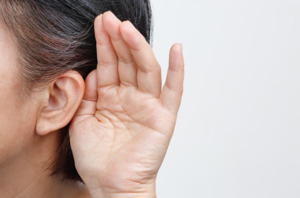 8 Reasons for Sudden Hearing Loss in One Ear